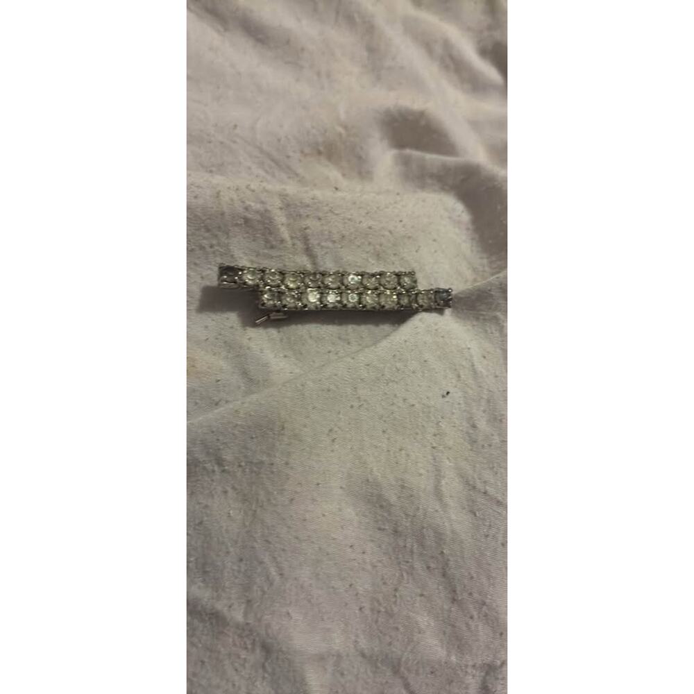 VINTAGE Rhinestone Barrette
Item#110